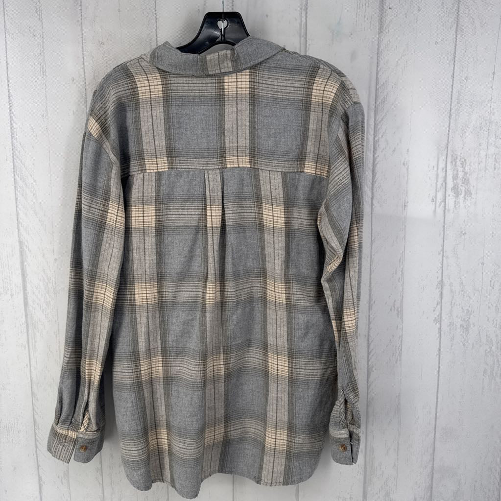 S/M plaid button down l/s top