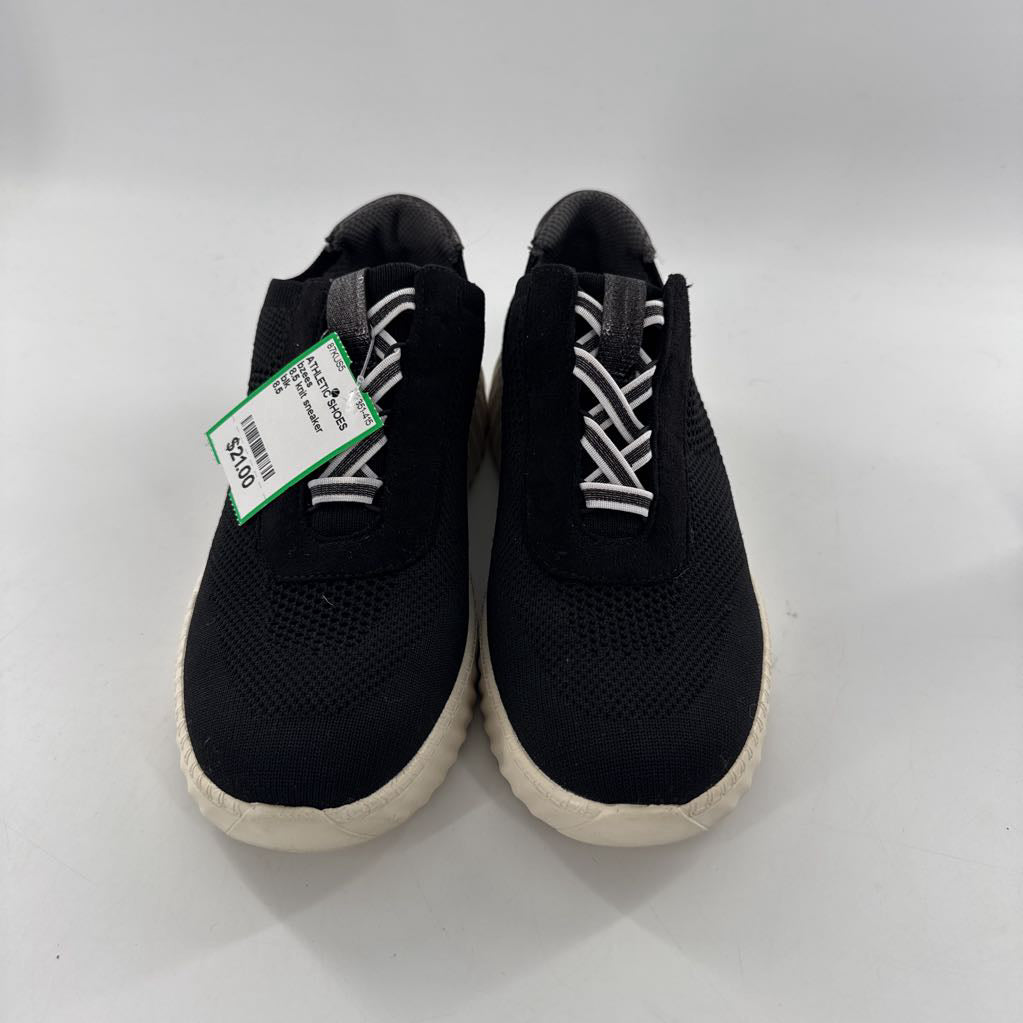 8.5 knit sneaker