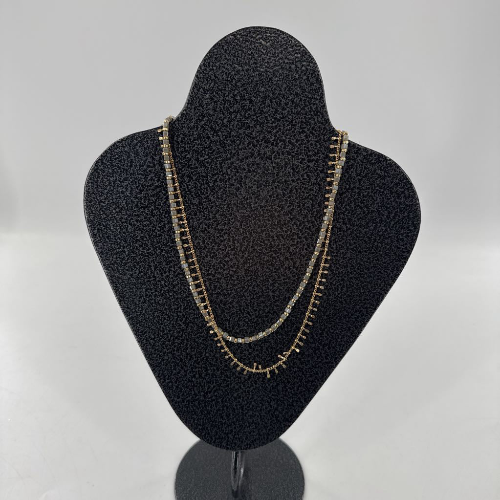 8" gold tone gry beaded multi strand necklace
