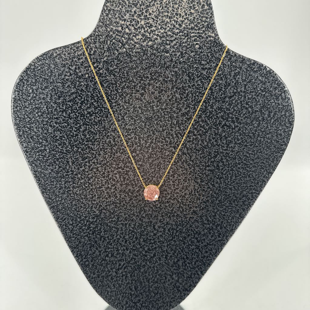 7" gold tone necklace w/ faceted rose quartz pendant
