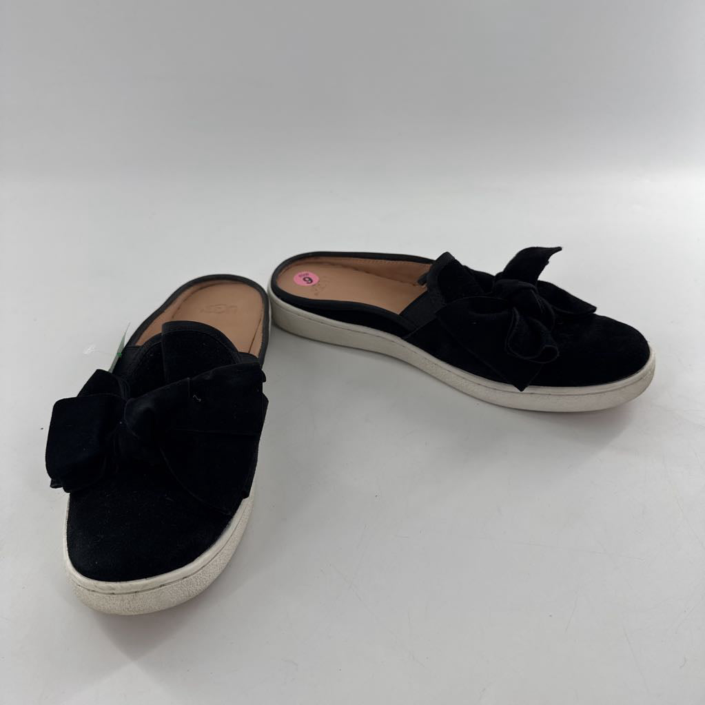 9 suede bow slip-on mulesneaker