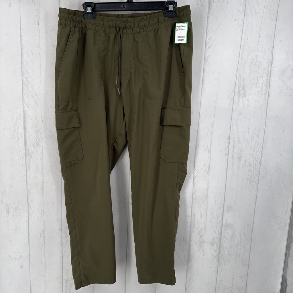 L cargo joggers