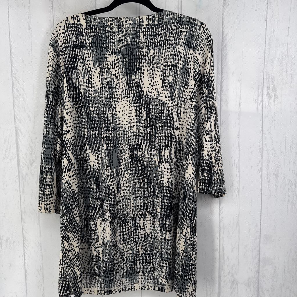 2X printed 3/4 slv top