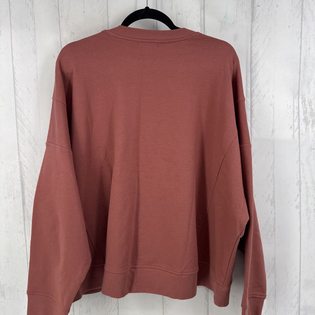 1X crewneck sweatshirt