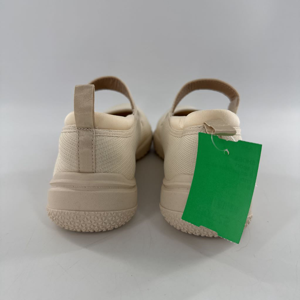 8 adjustable strap mary jane shoes