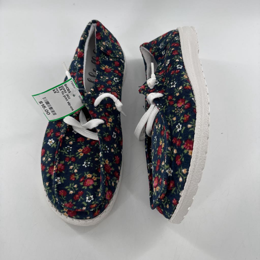 9.5 flo print slip-ons