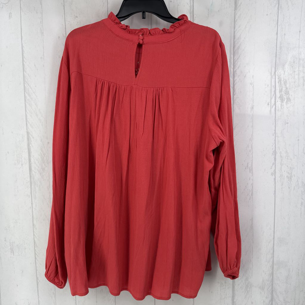 2X embroidered l/s top