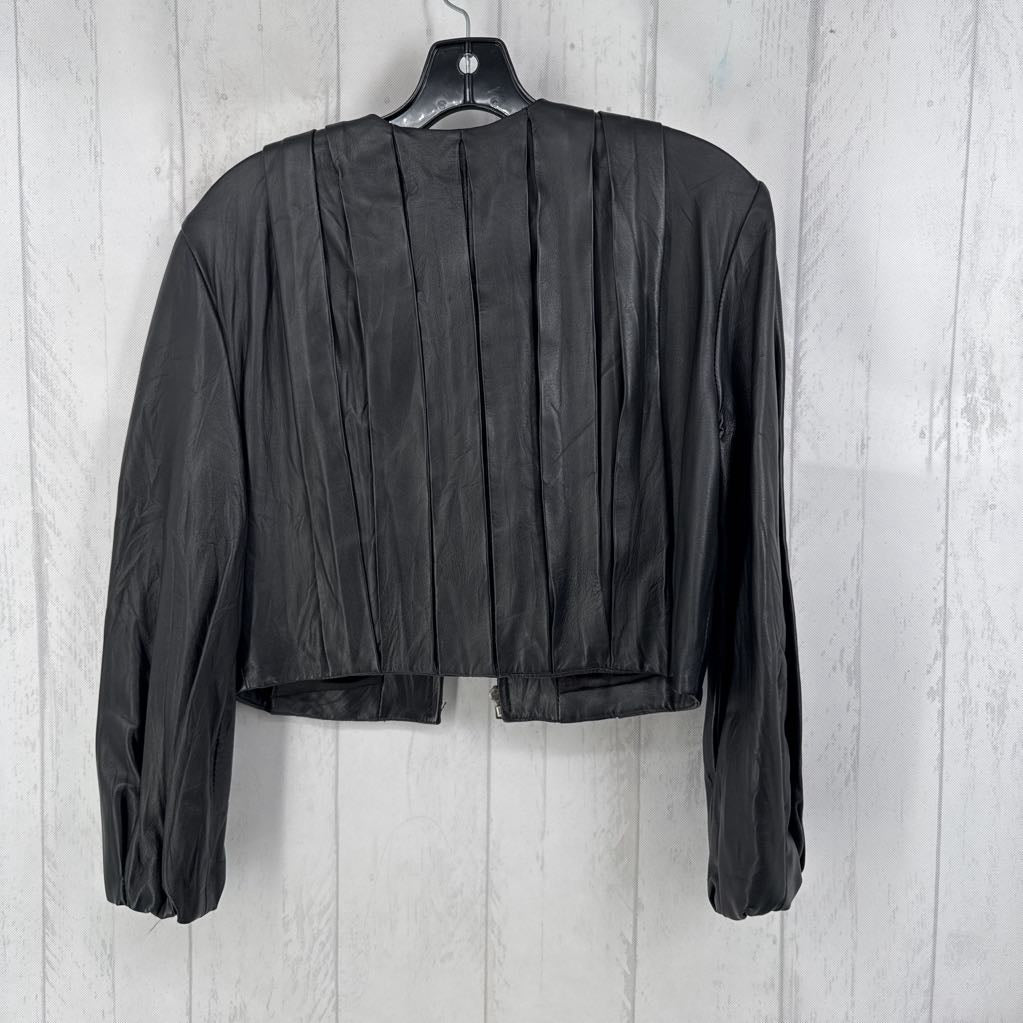M leather crop jacket