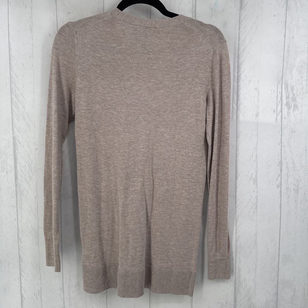 XS button down cardi