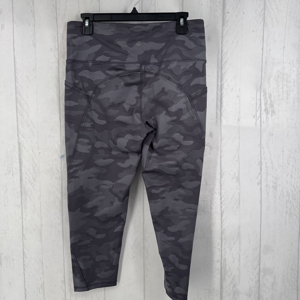 XL camo leggings