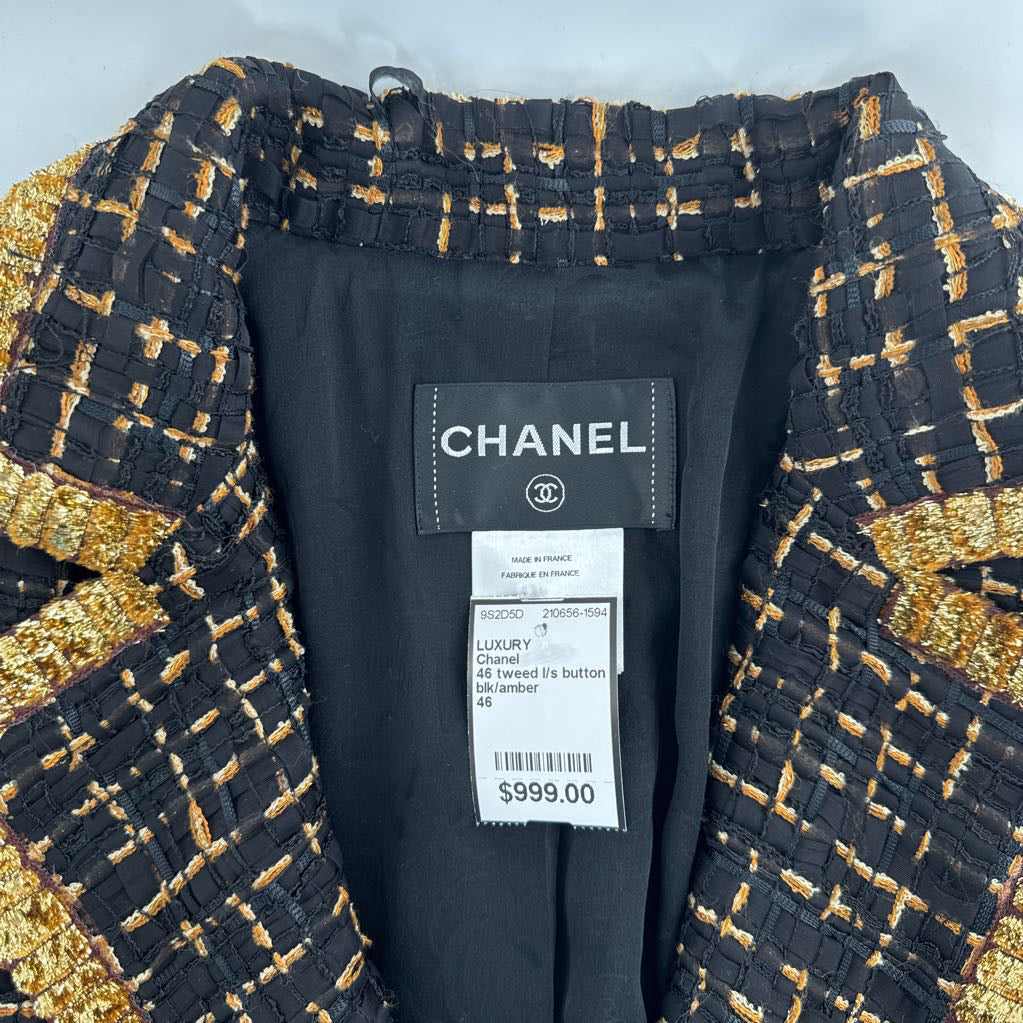46 tweed l/s button blazer w/ gold trim