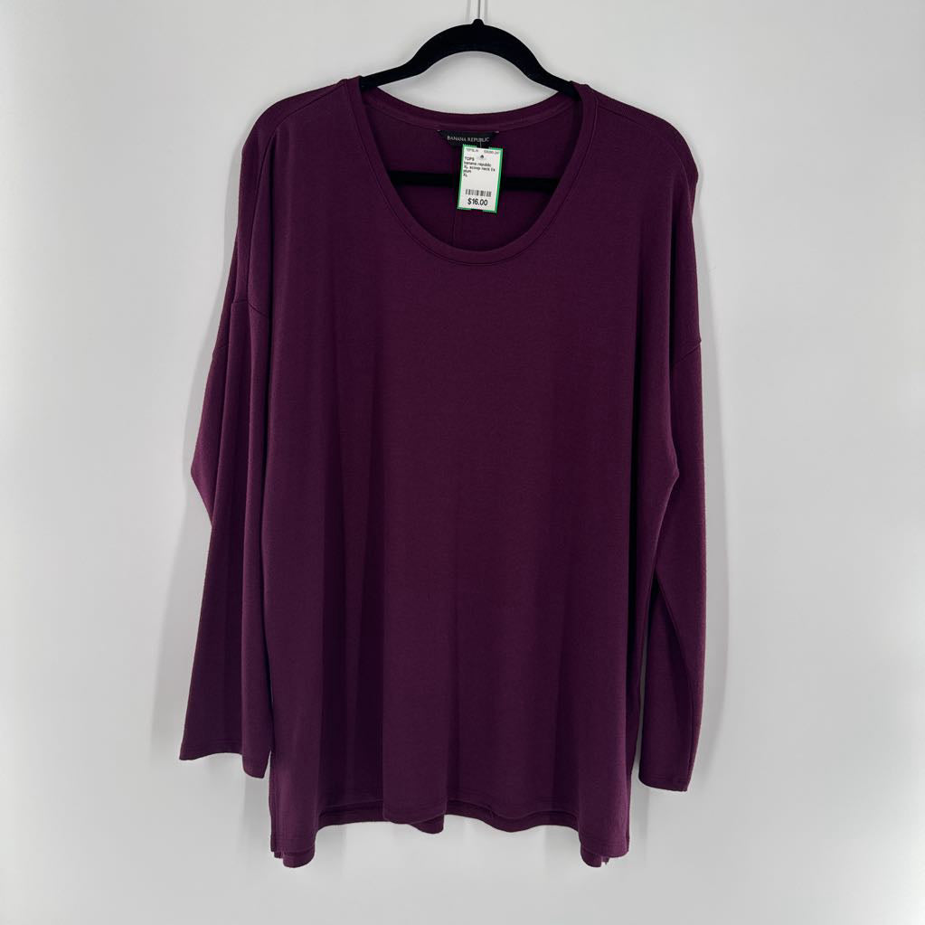 XL scoop neck l/s top