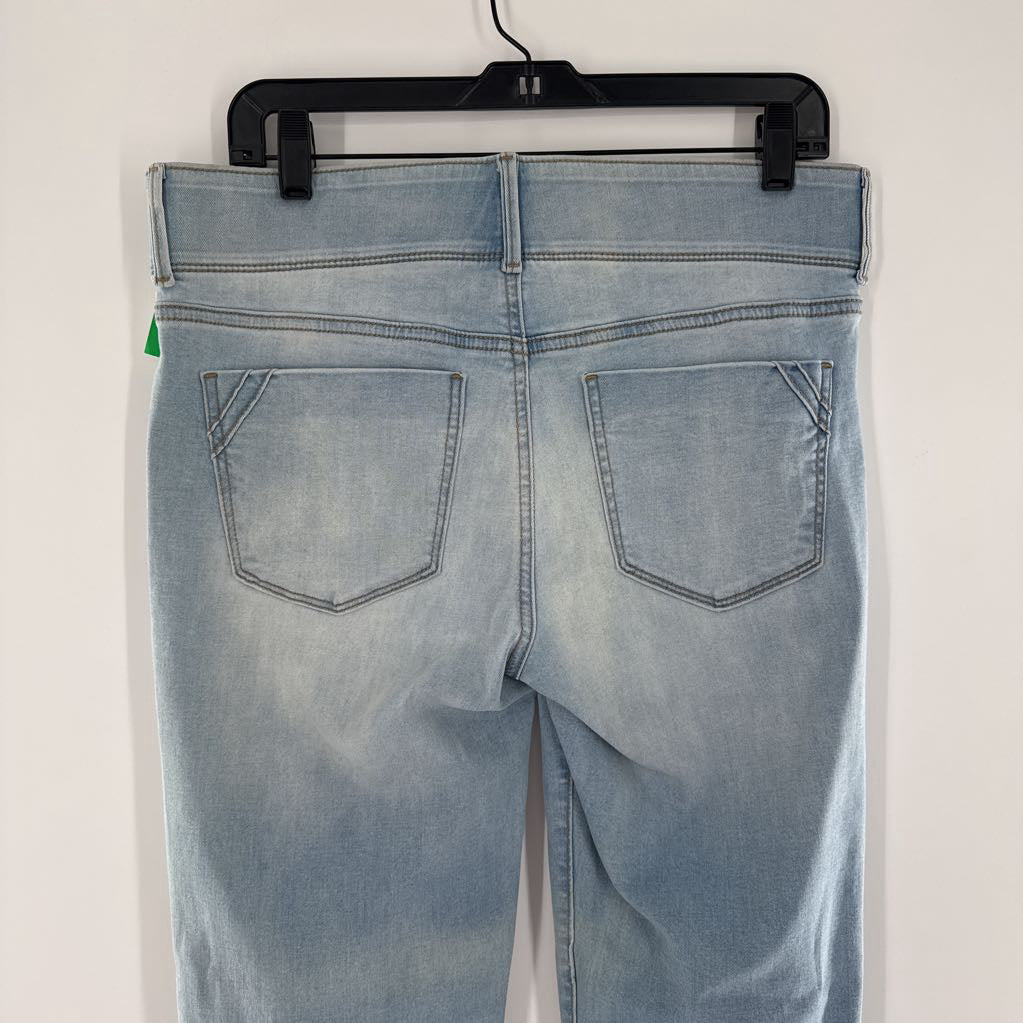 12 stretch straight leg jean