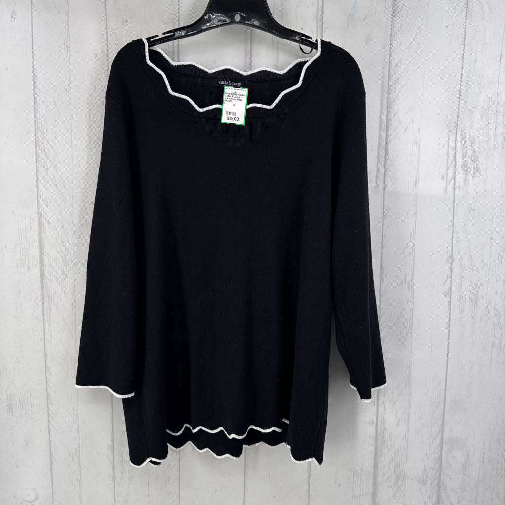L scalloped edge sweater