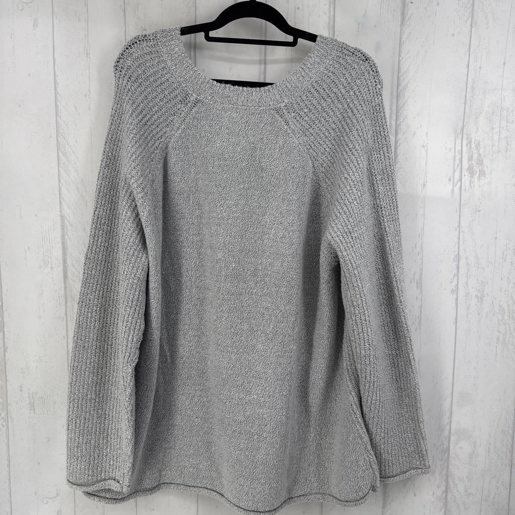 2X v-neck sweater