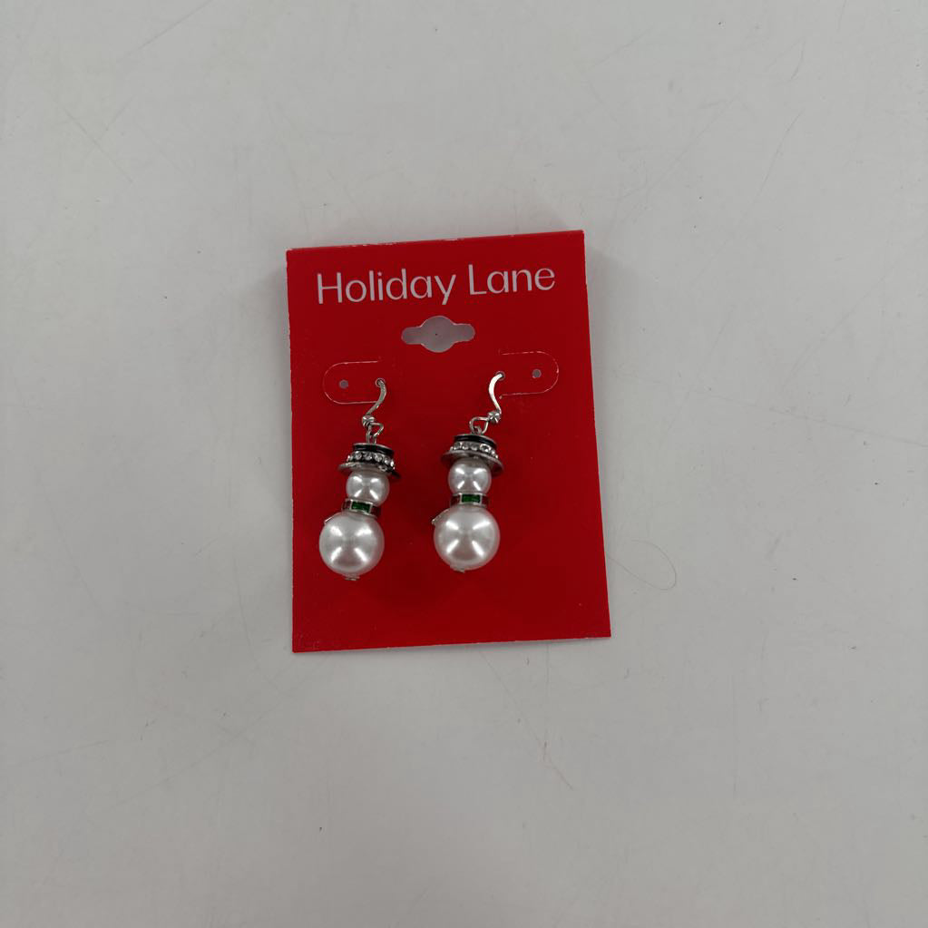 R19 snowman drop earrings