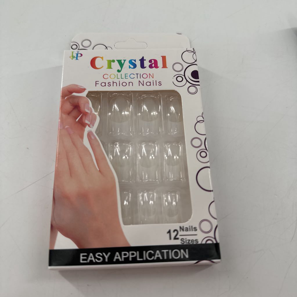 press on nails-clear