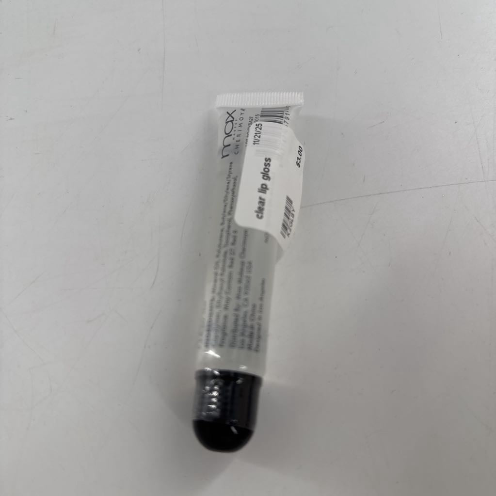 clear lip gloss