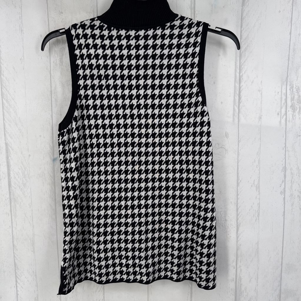 L houndstooth sweater vest