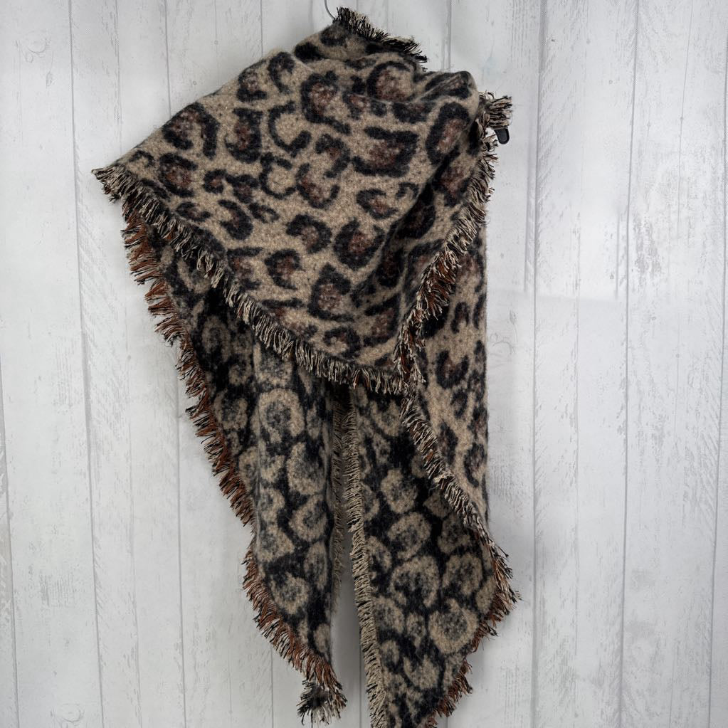 O/S animal print fringe shawl