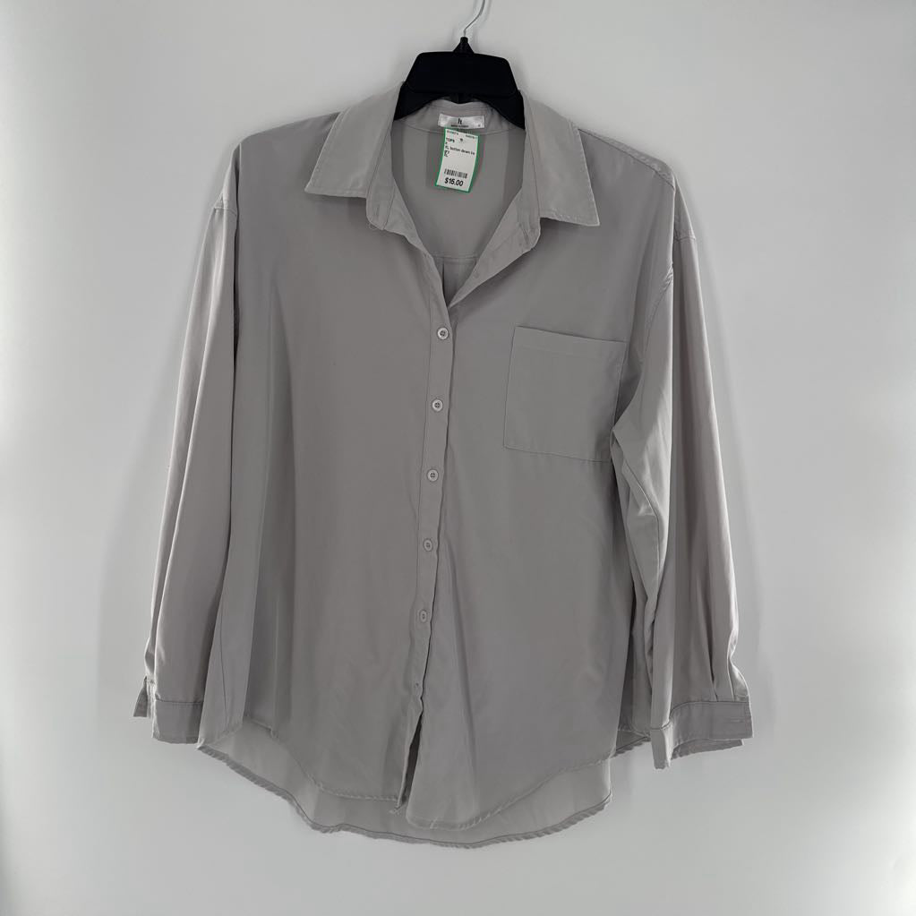 XL button down l/s top