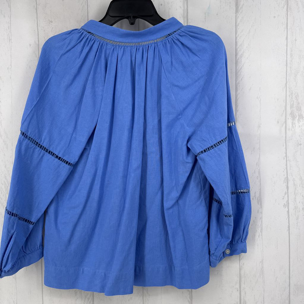 S linen v-neck cutout l/s top