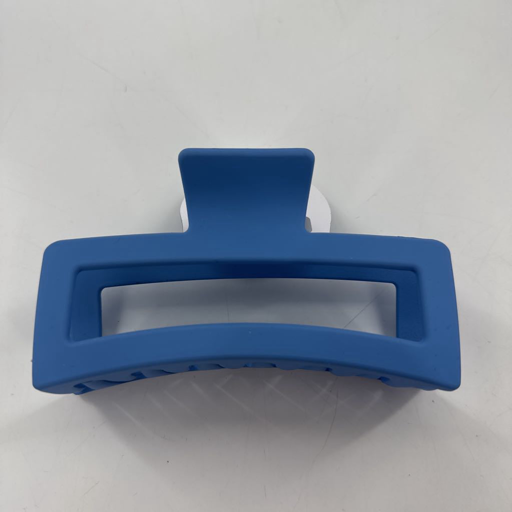 hair clip-periwinkle