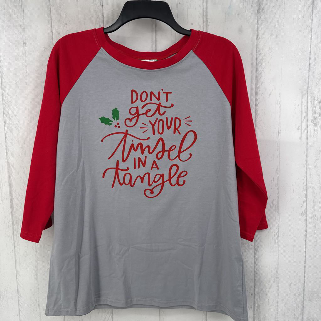 M don't get your tinsel in a tangled top