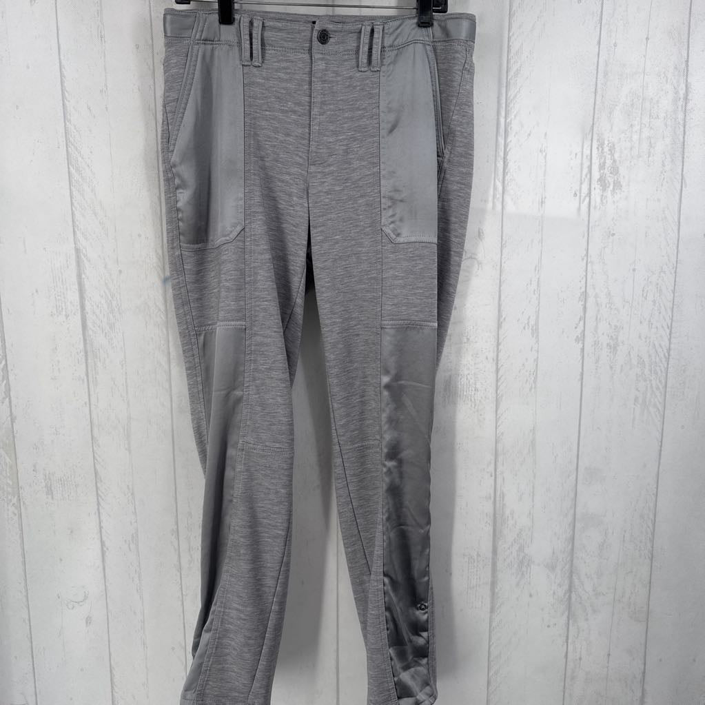 8 straight crop knit pants