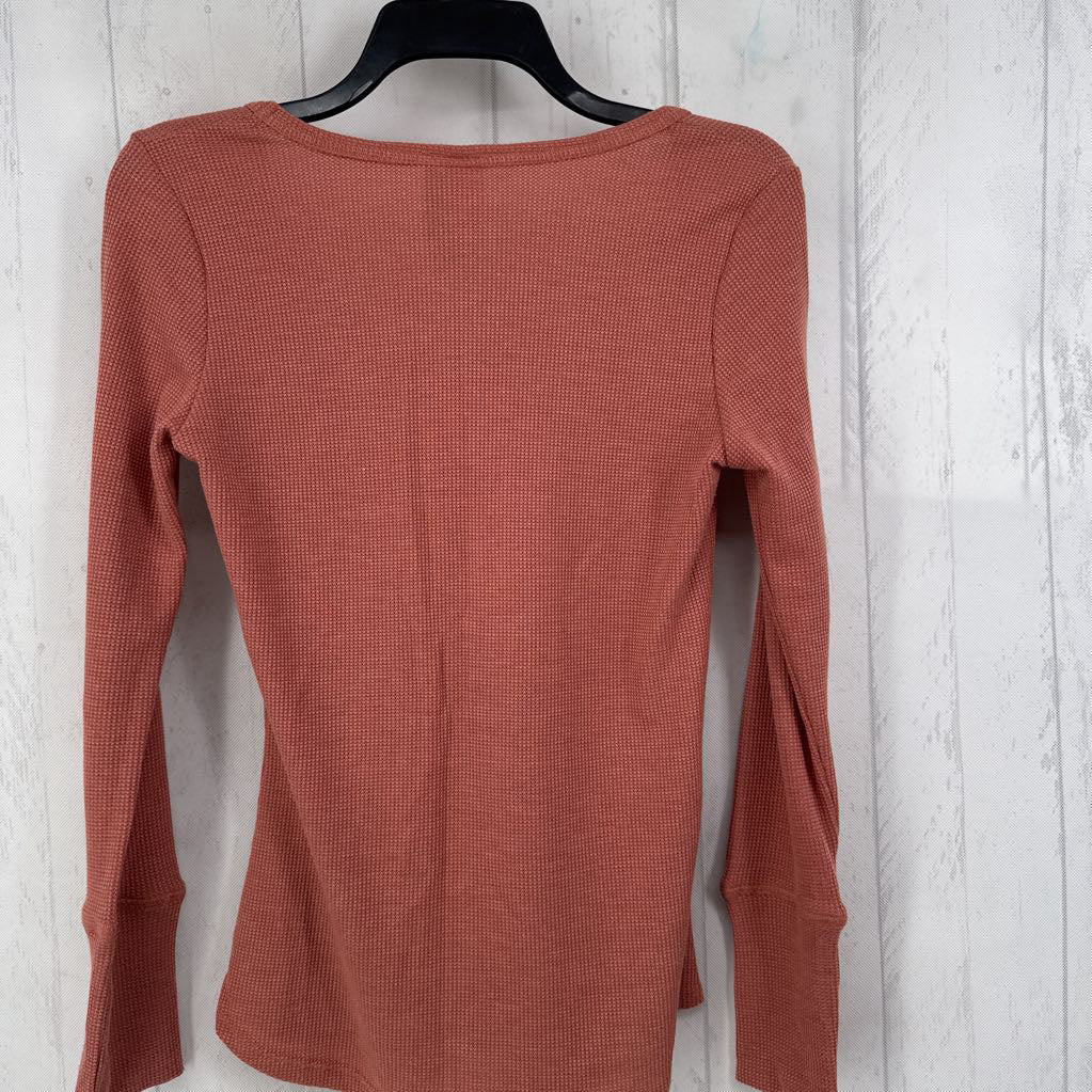 S l/s waffle scoop neck top