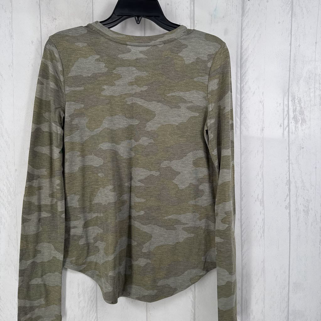 S l/s camo crew neck top