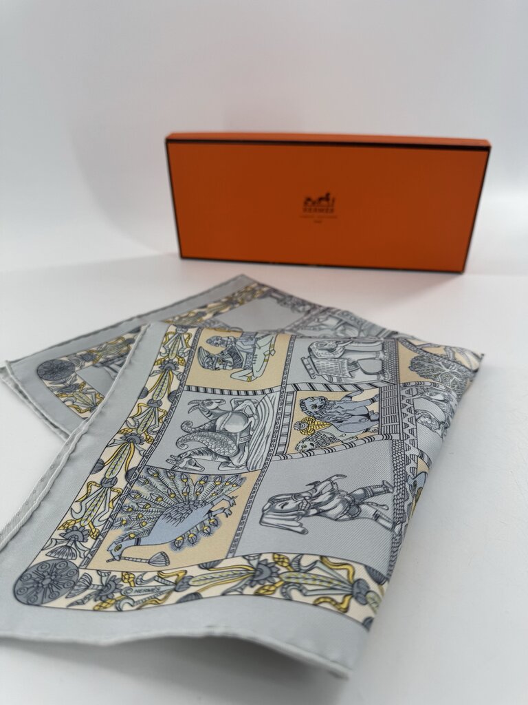 Torana silk scarf