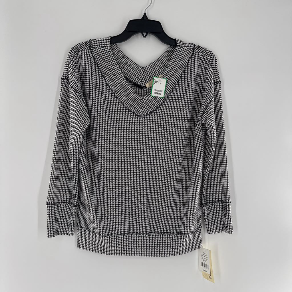 R36 S 3/4 slv double v top