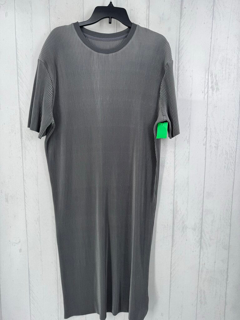 M pleated crewneck s/s dress
