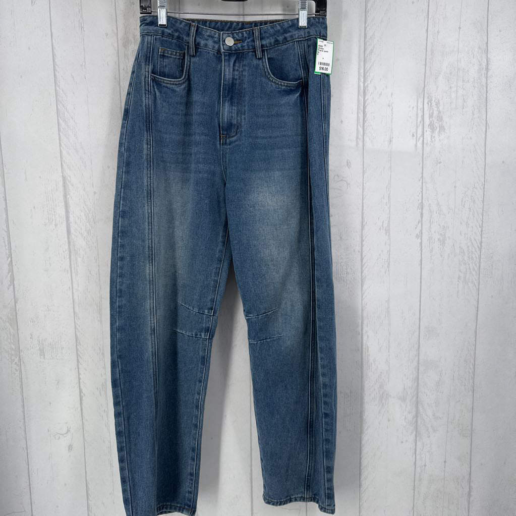 M barrel jeans