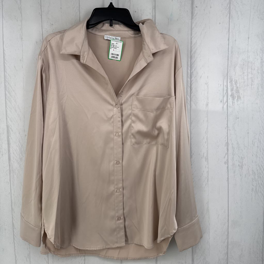 XL silky button down l/s top