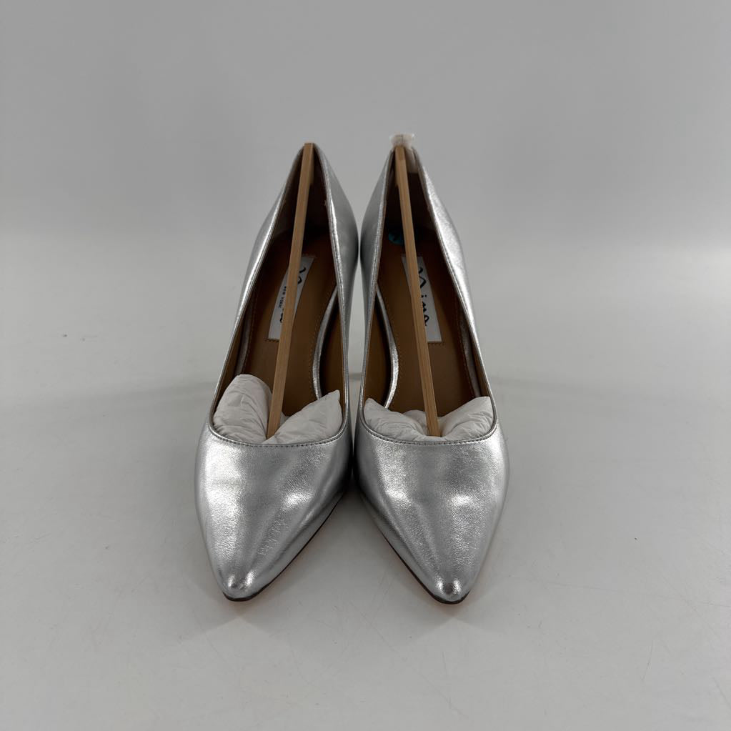 7.5 metallic heels