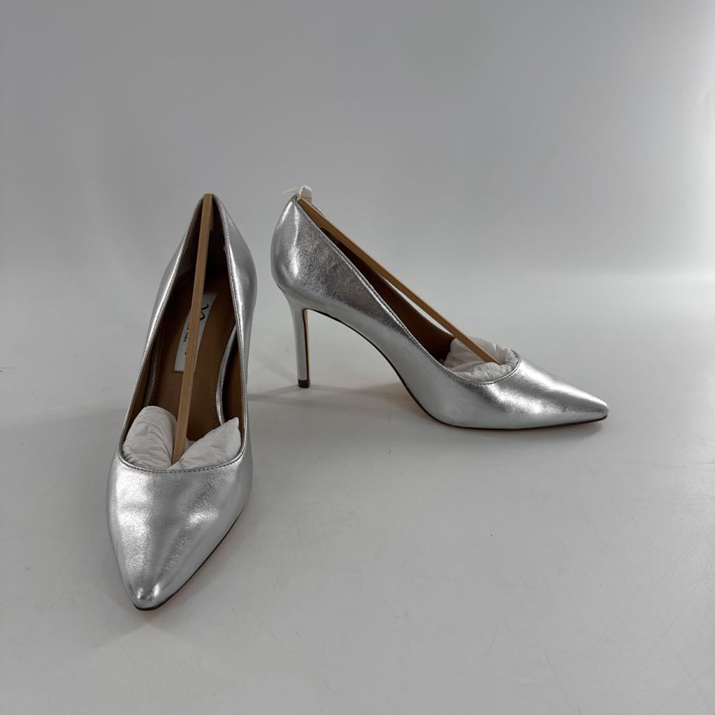 7.5 metallic heels