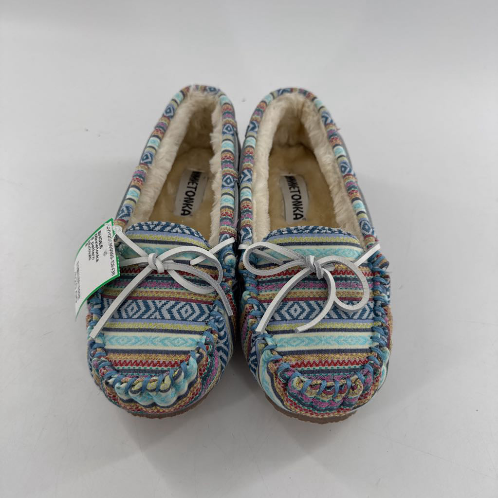 8 pattern moccassins