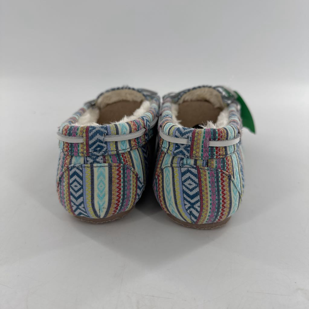 8 pattern moccassins