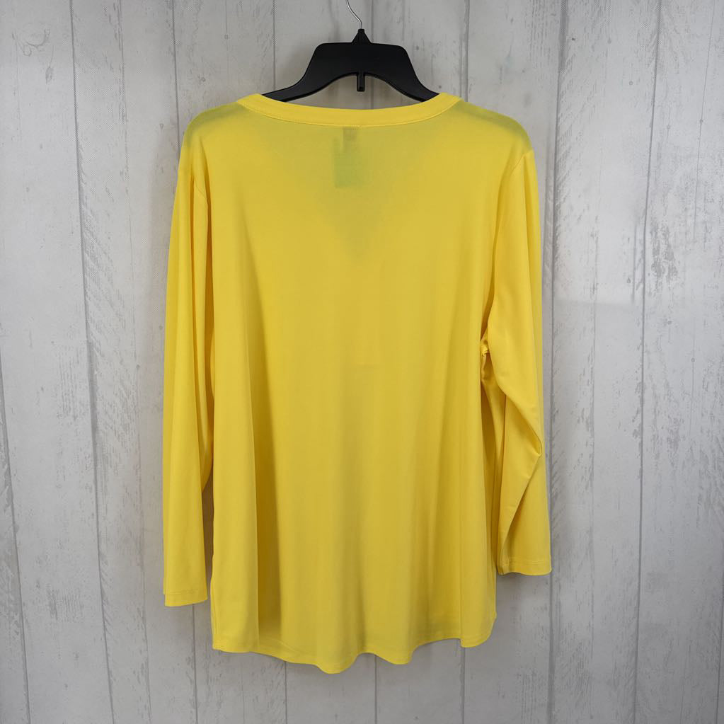 XL v-neck button front l/s top