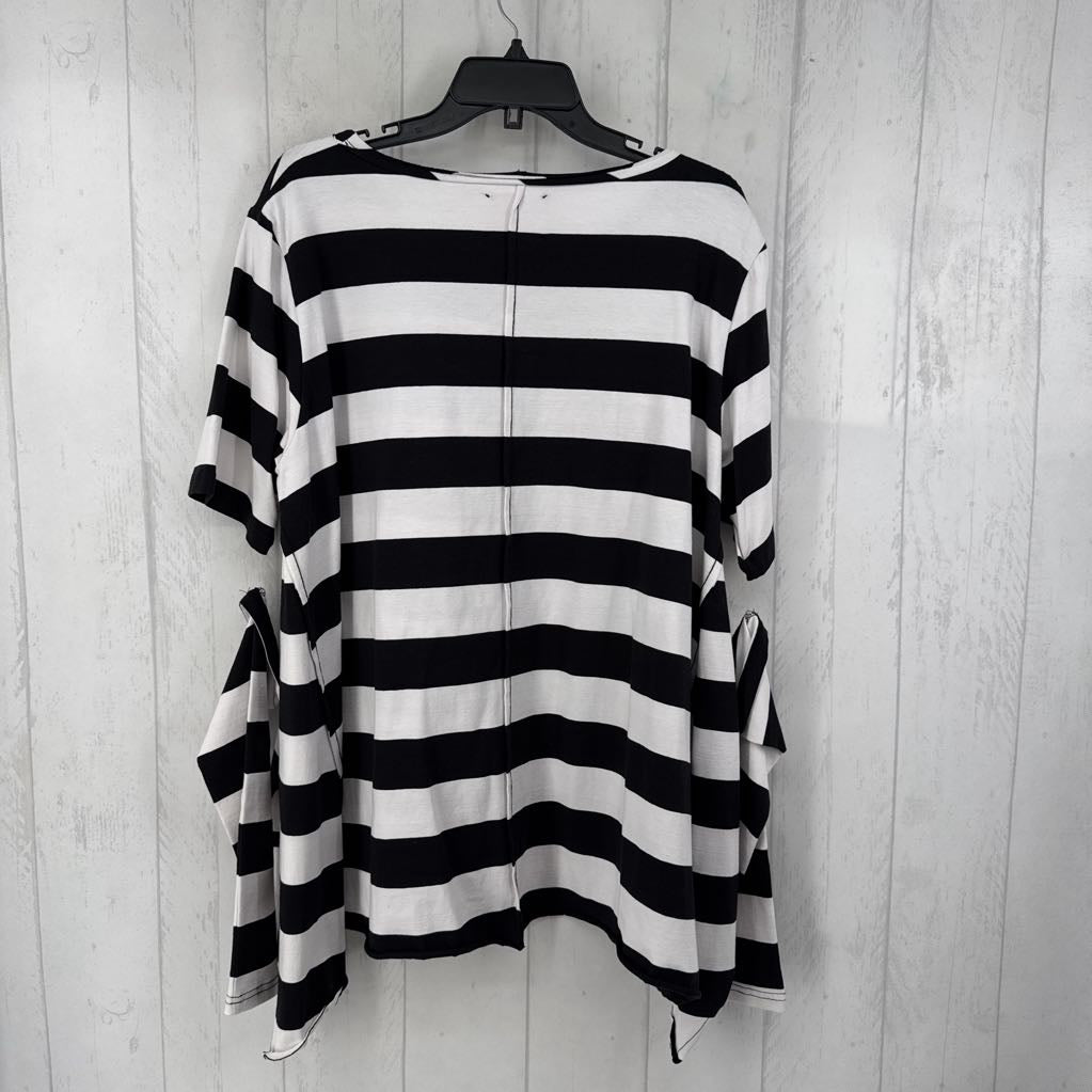 R182 XL s/s stripe top w/ arm sleeves