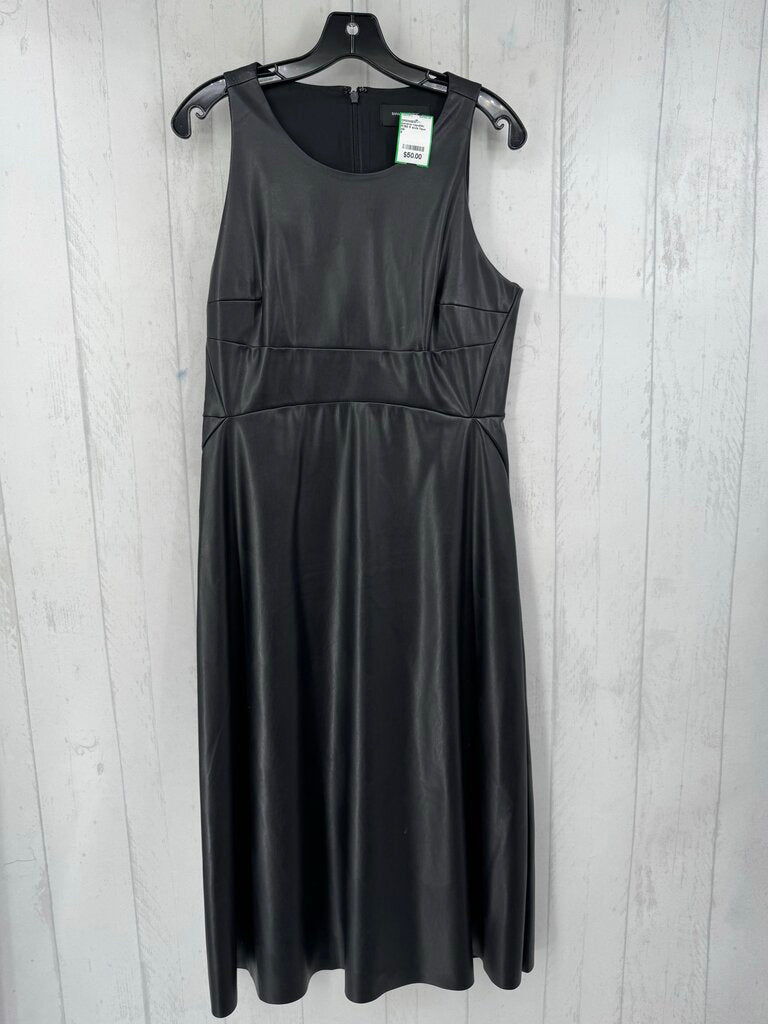 R150 8 slvls faux leather dress