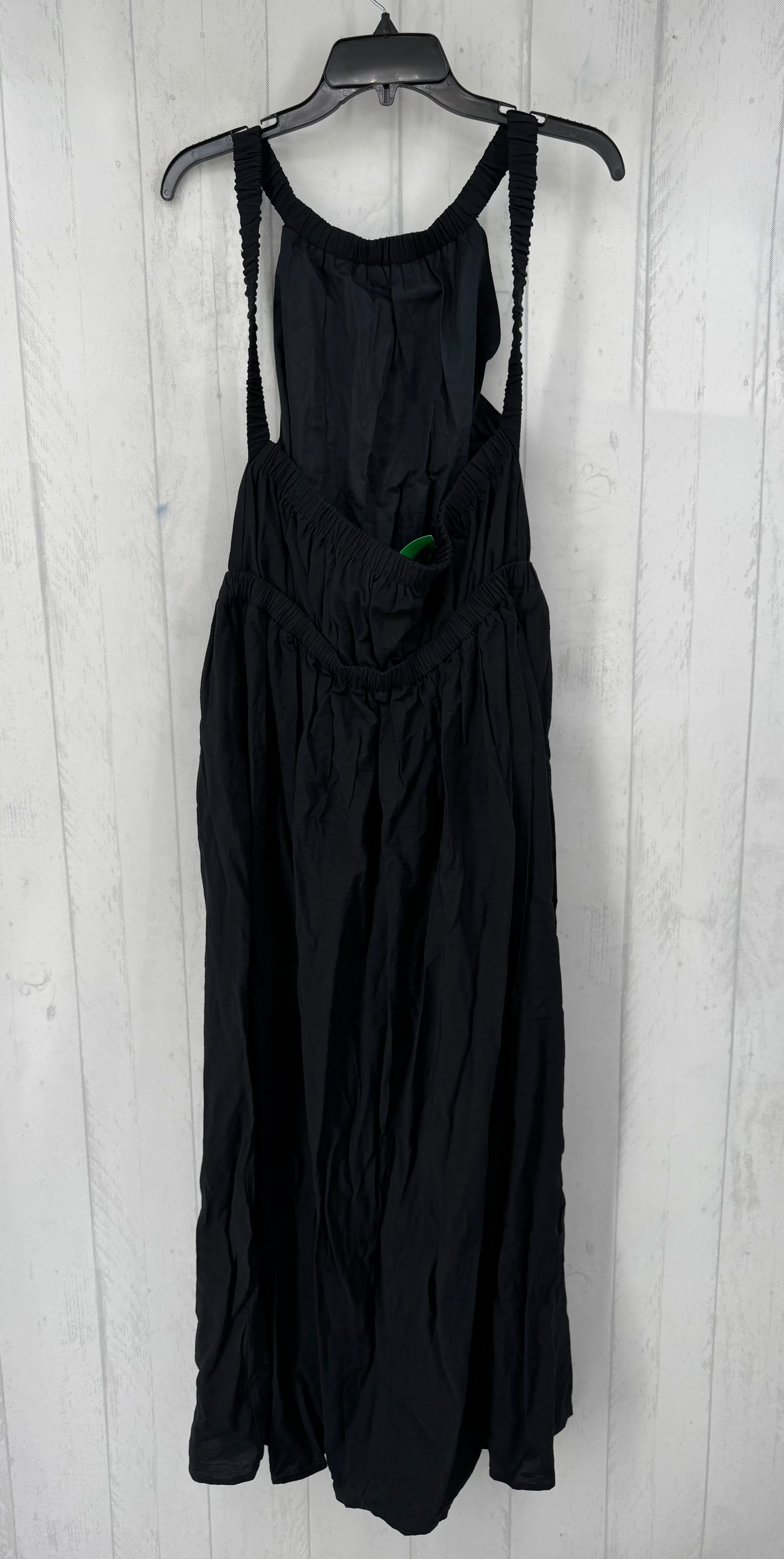 R140 XL backless maxi dress