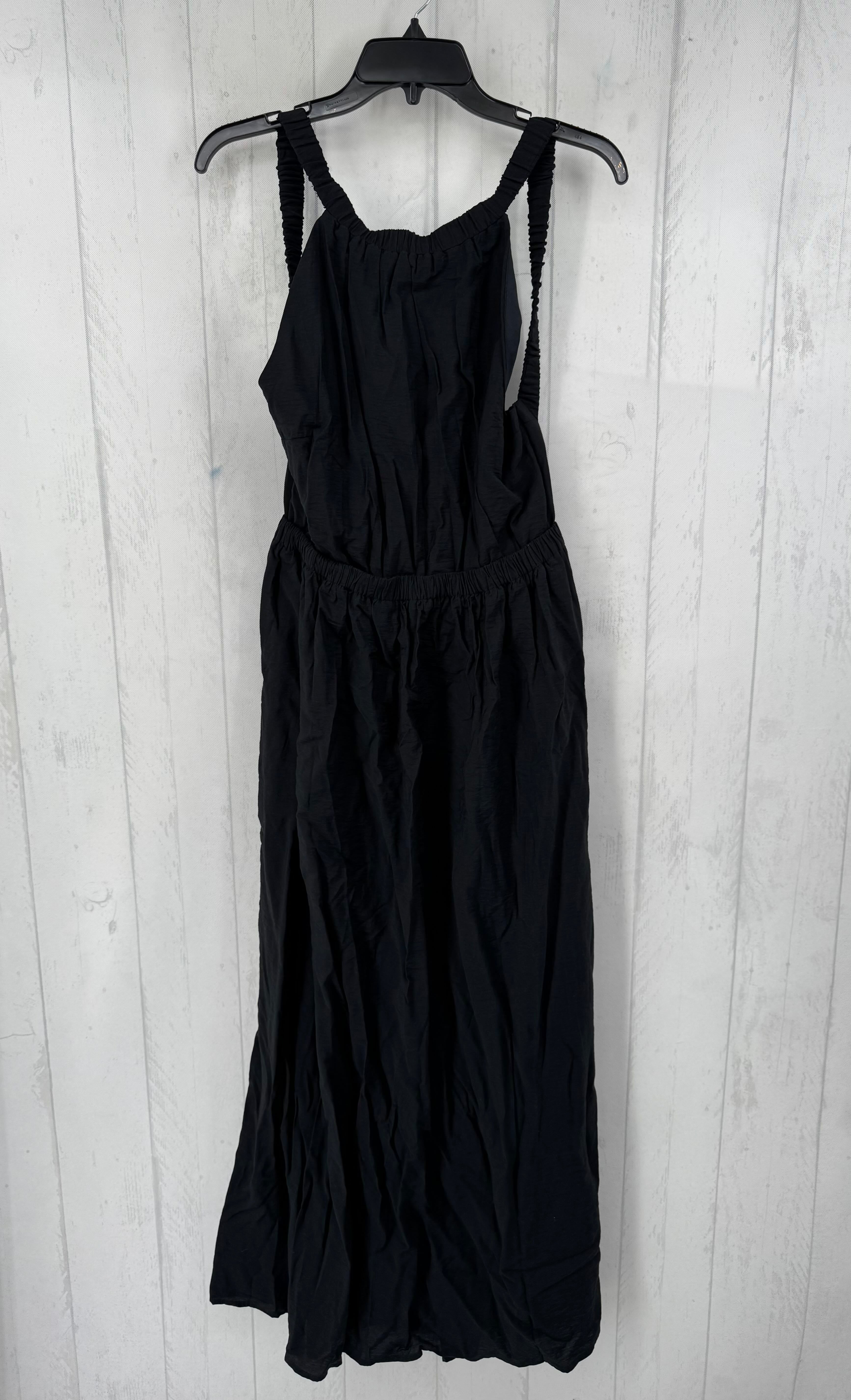 R140 XL backless maxi dress