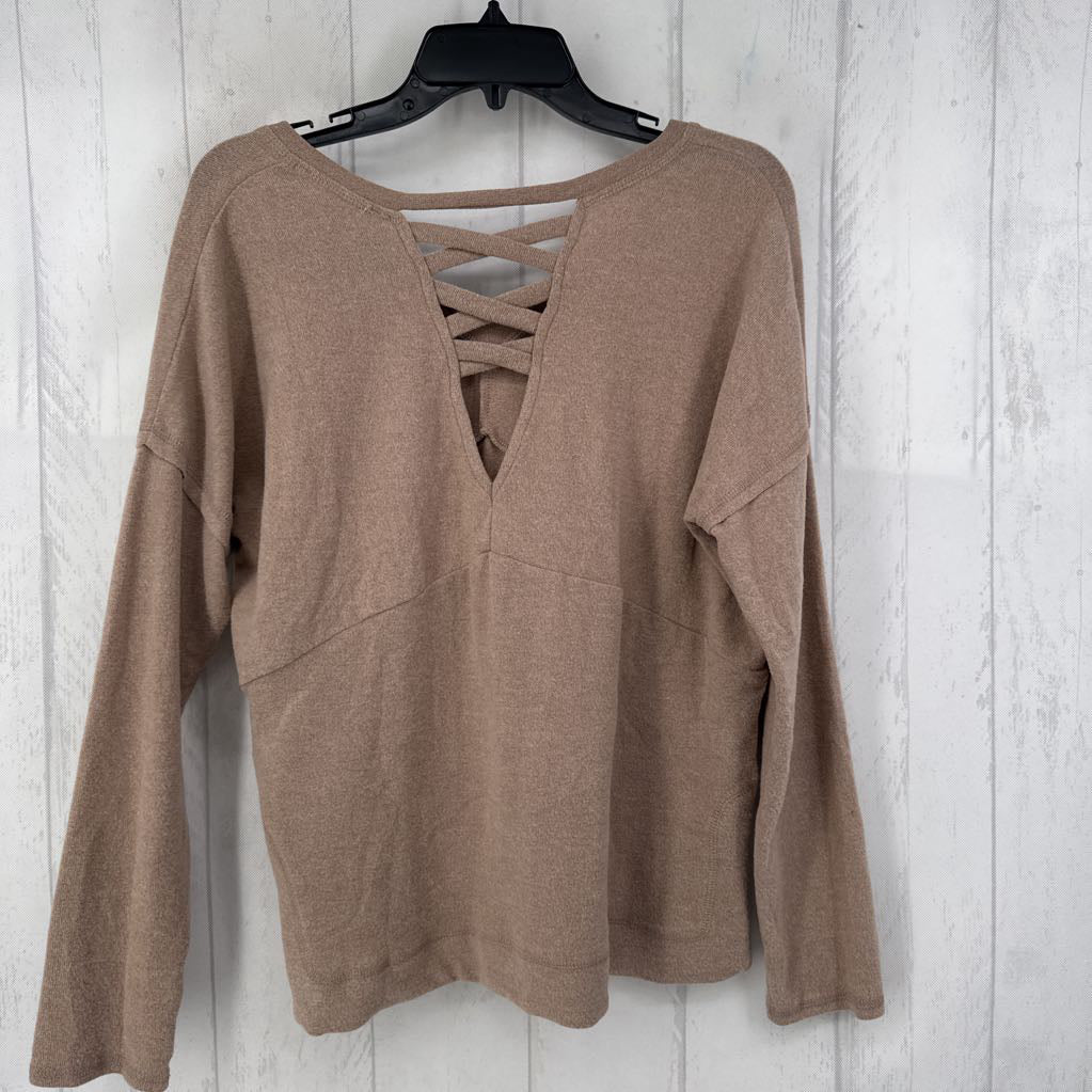 M criss cross back l/s top