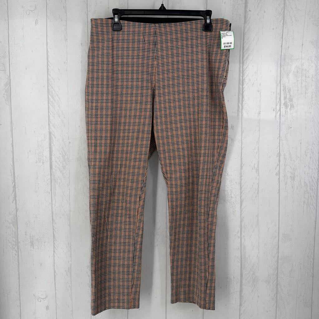 10 plaid pixie pant