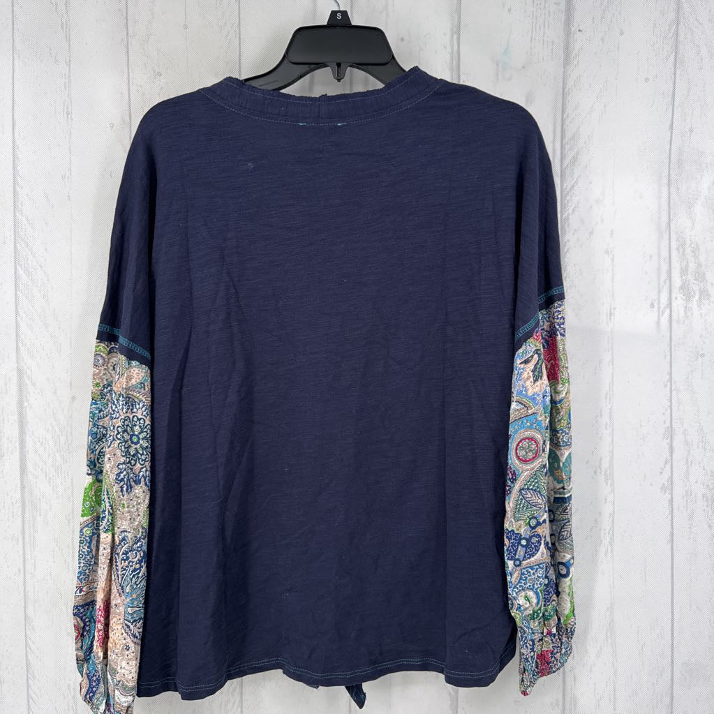 S button front printed slv top