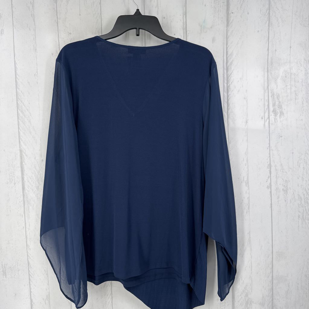 XL v-neck textured sheer slv tunic