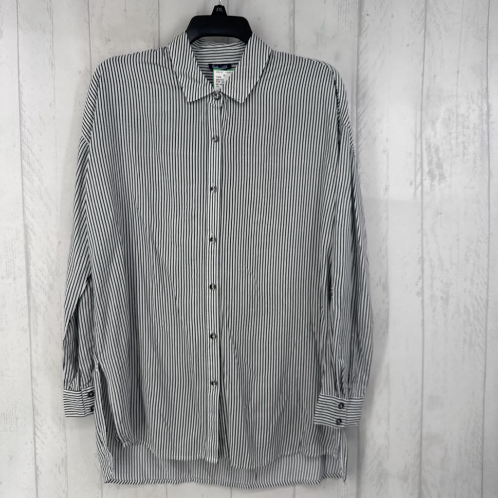 R128 XS striped button down l/s top